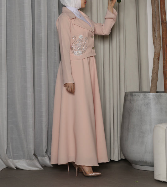 Voguish (peachy)