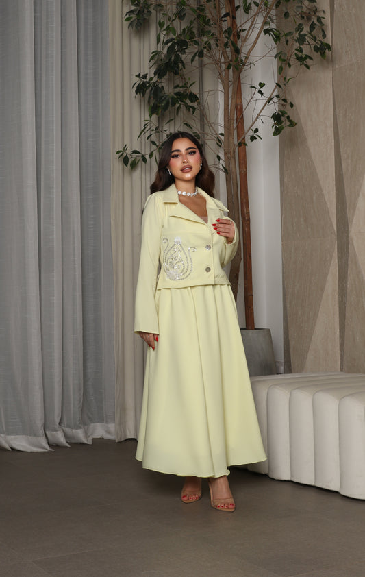 Voguish (yellow)